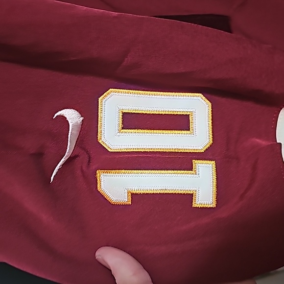 New Washington Redskins #10 Robert Griffin III On Field Nike Jersey size 48 - Picture 5 of 7